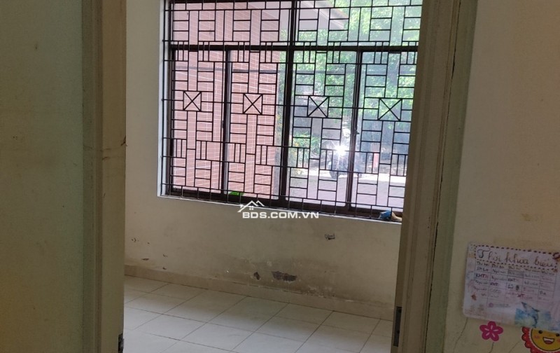 Cho thuê Nhà nguyên căn mặt tiền Q12, cách chợ An Sương 100m, chỉ 6tr/tháng